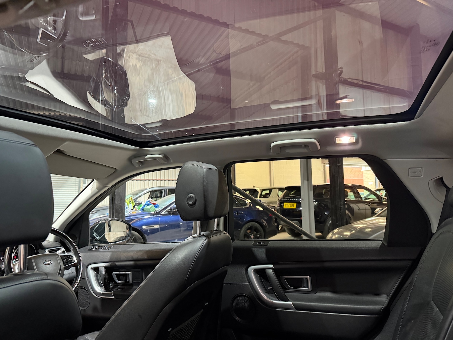 Used Land Rover Discovery Sport 2017 for sale - 78137222: Photo 17