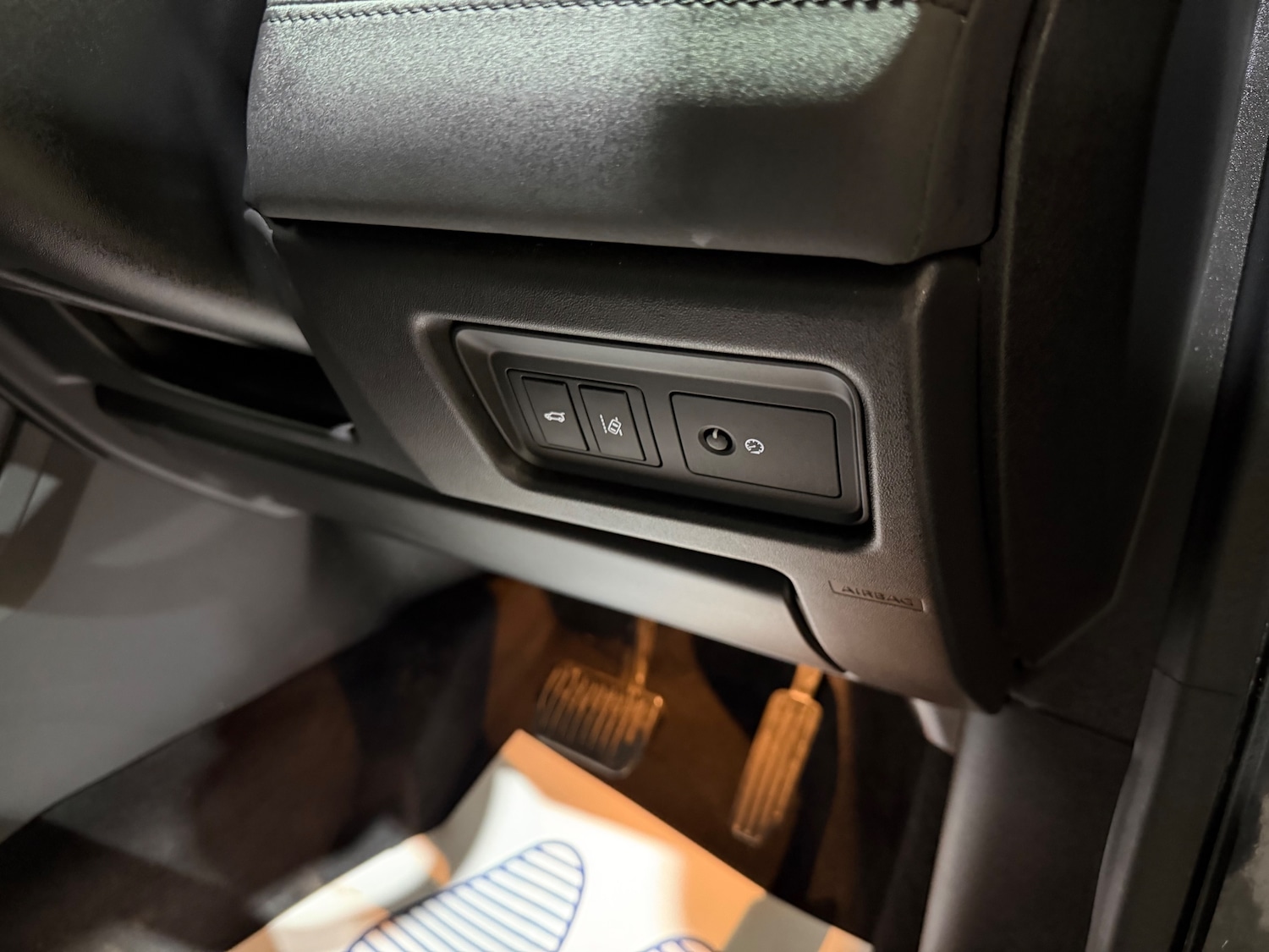 Used Land Rover Discovery Sport 2017 for sale - 78137222: Photo 33