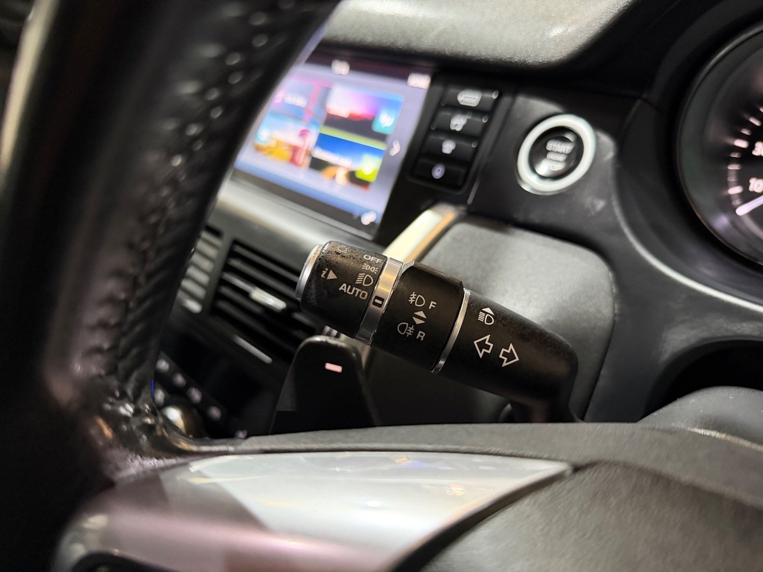 Used Land Rover Discovery Sport 2017 for sale - 78137222: Photo 40