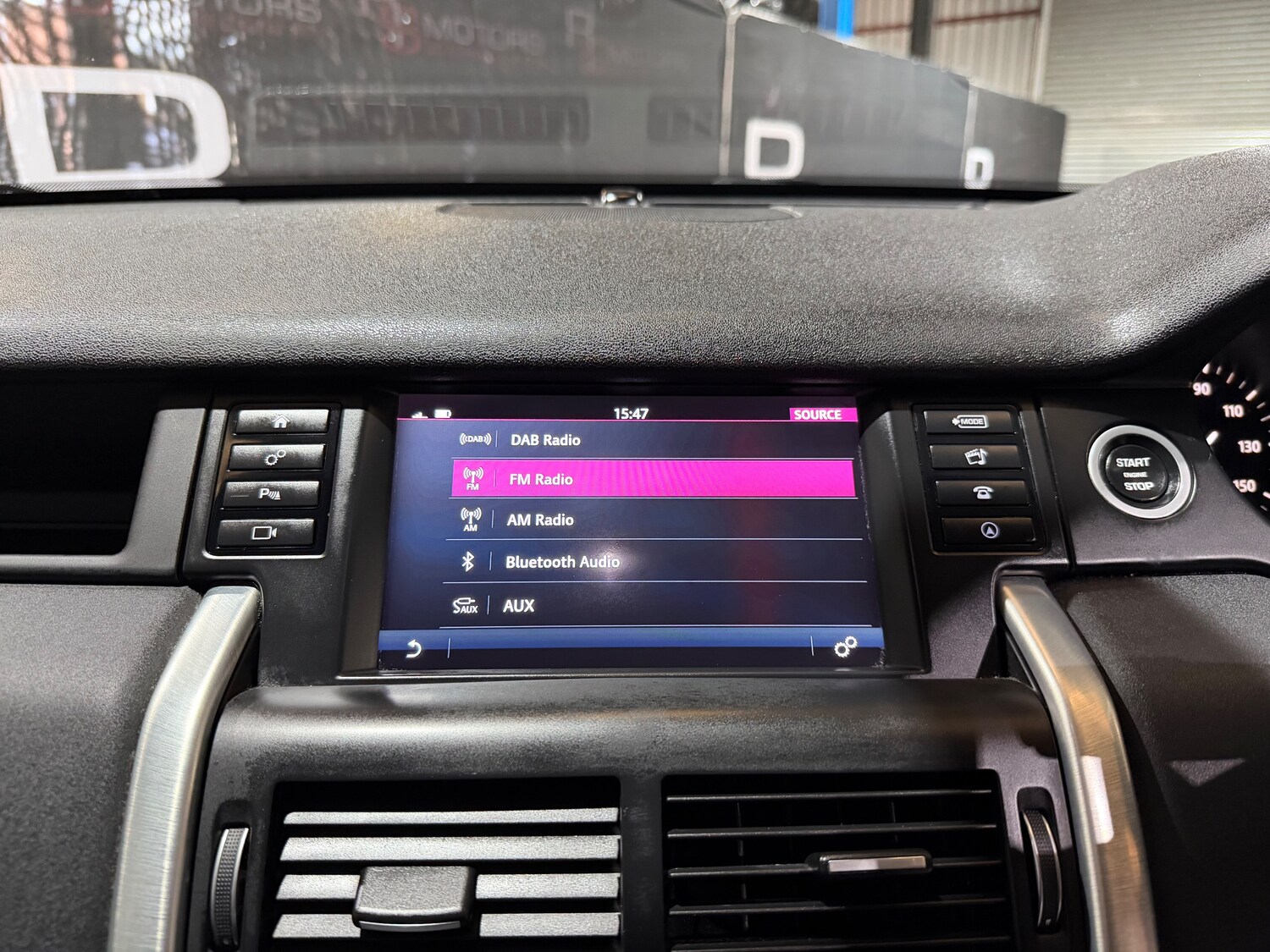 Used Land Rover Discovery Sport 2017 for sale - 78137222: Photo 44