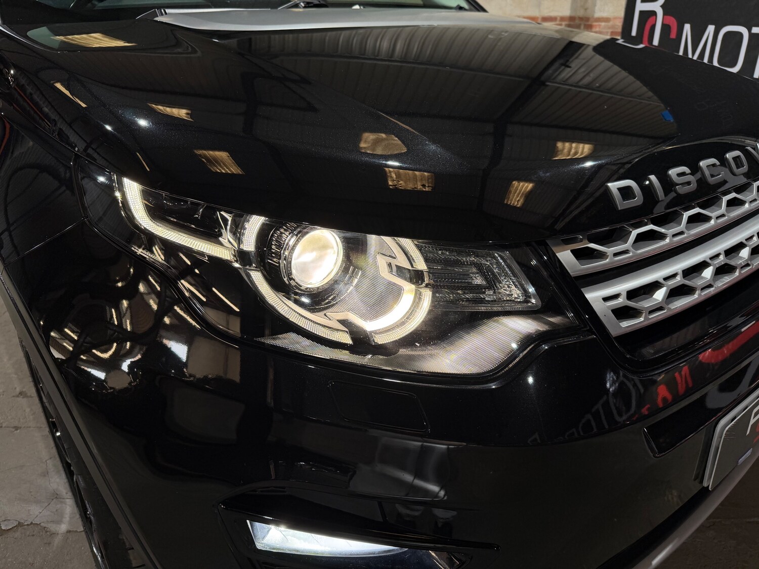 Used Land Rover Discovery Sport 2017 for sale - 78137222: Photo 53