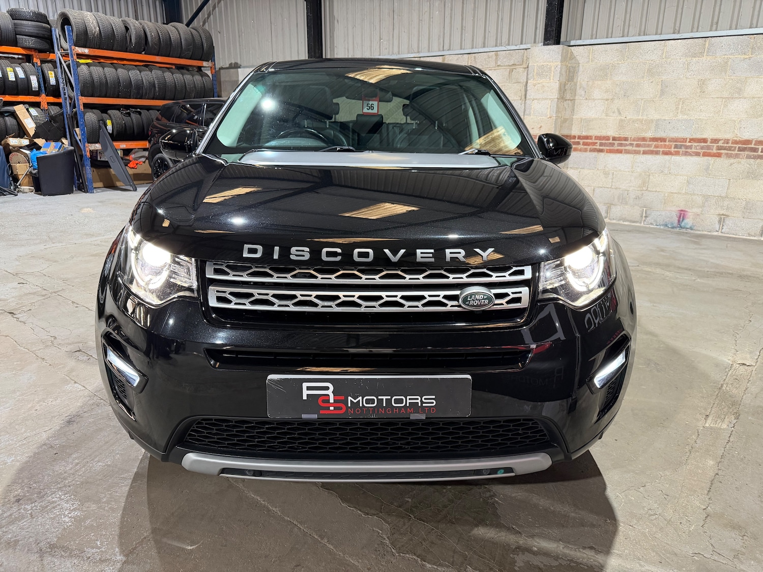 Used Land Rover Discovery Sport 2017 for sale - 78137222: Photo 6
