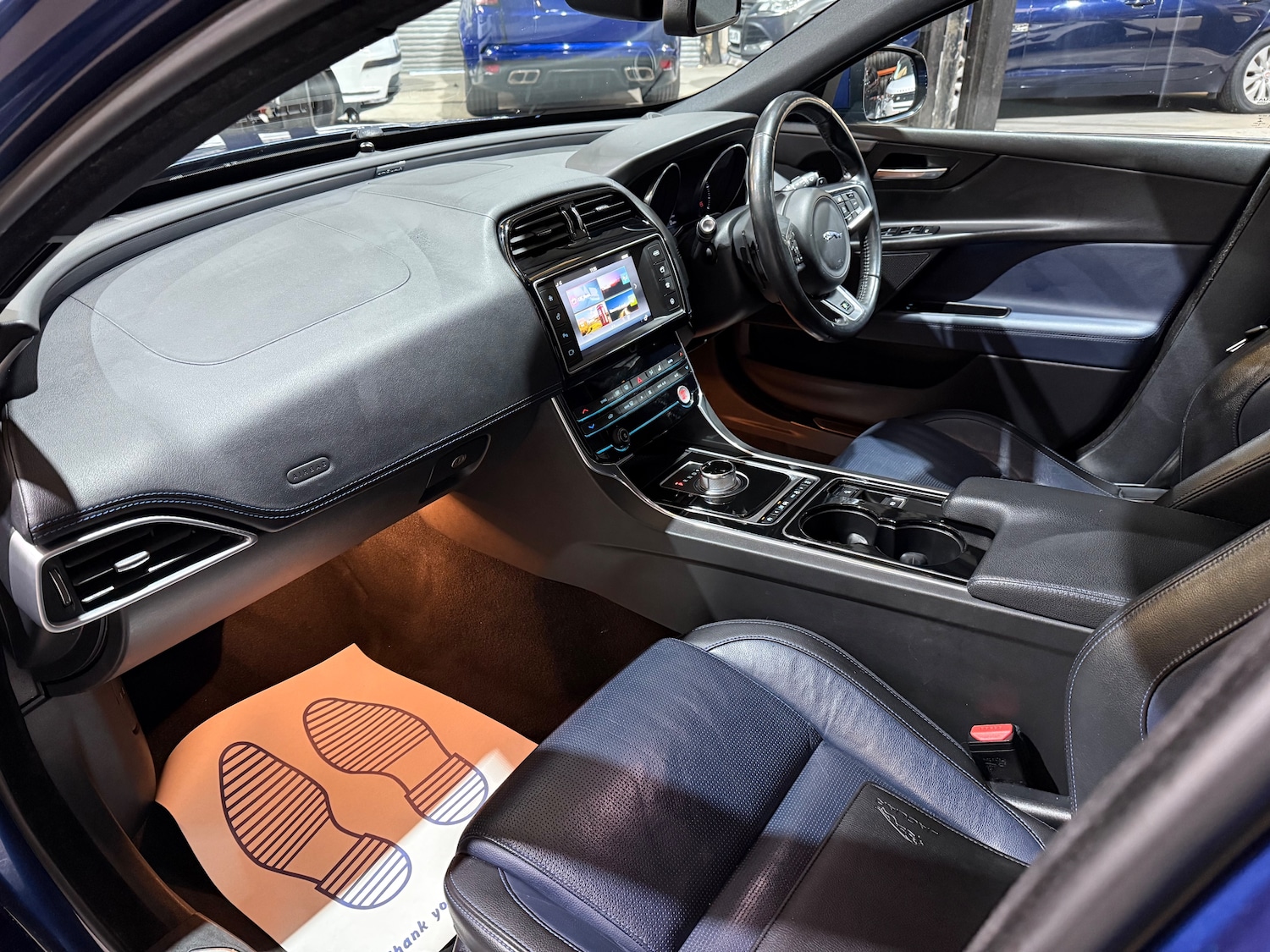 Used Jaguar XE 2016 for sale - 77080112: Photo 9