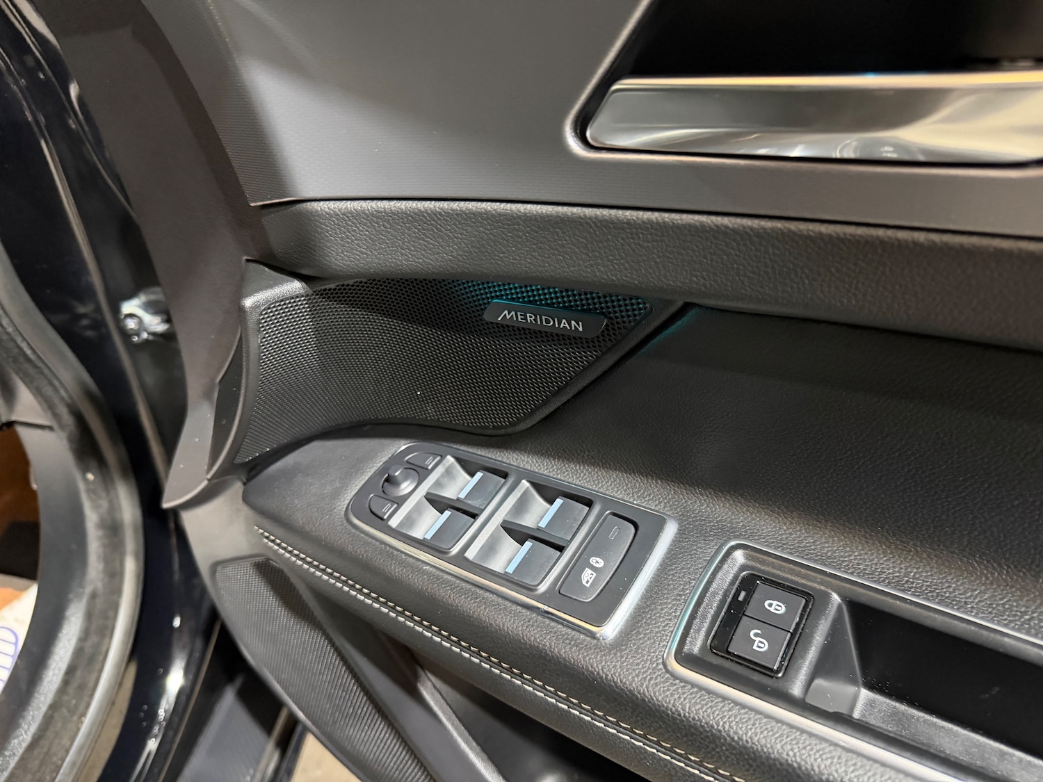 Used Jaguar XF 2016 for sale - 77557333: Photo 23