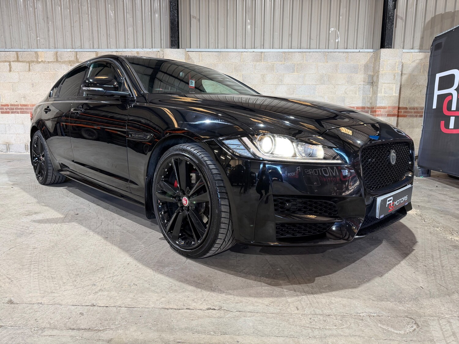 Used Jaguar XF 2016 for sale - 77557333: Photo 53