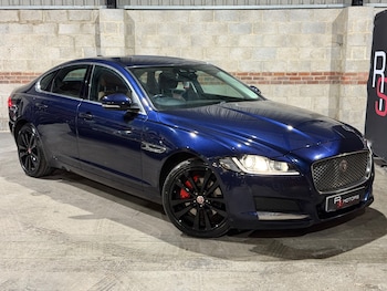Used Jaguar XF 2017 for sale - 77759535: Photo