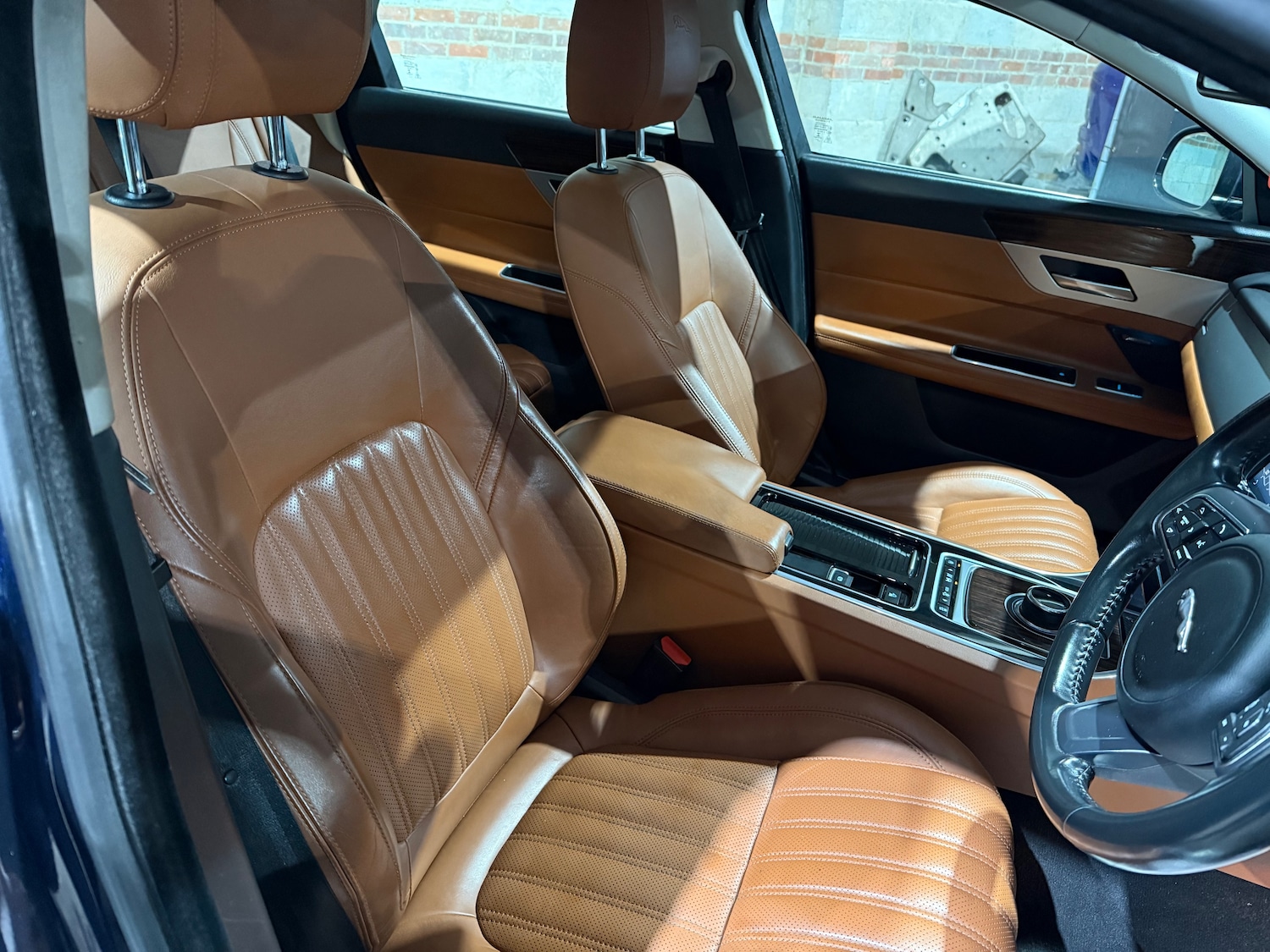 Used Jaguar XF 2017 for sale - 77759535: Photo 32