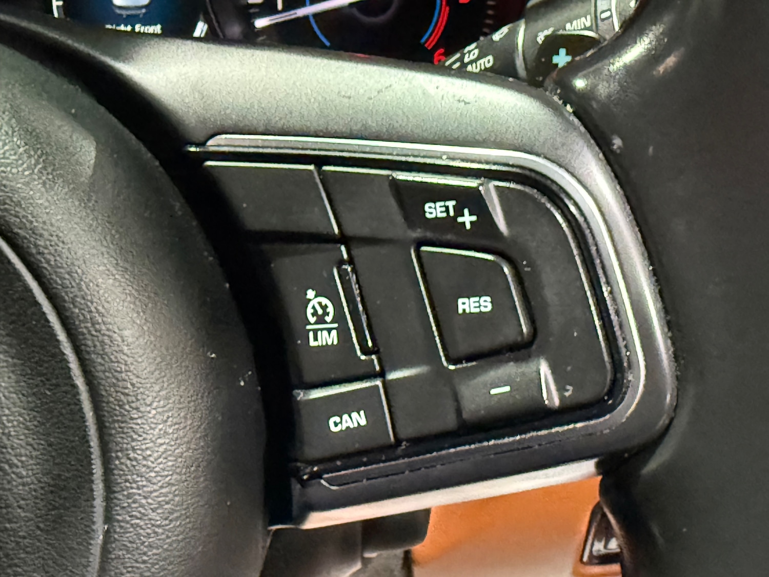 Used Jaguar XF 2017 for sale - 77759535: Photo 38