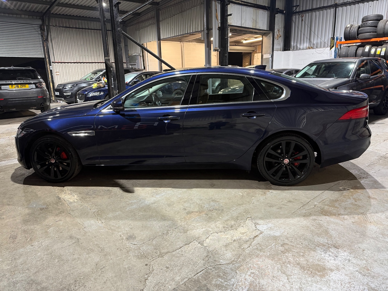 Used Jaguar XF 2017 for sale - 77759535: Photo 7