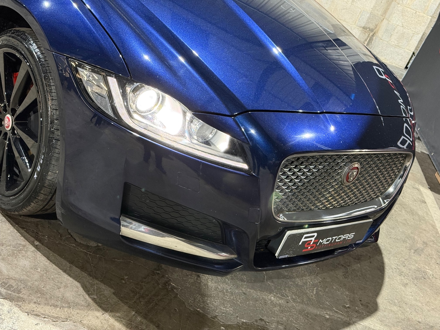 Used Jaguar XF 2017 for sale - 77759535: Photo 9