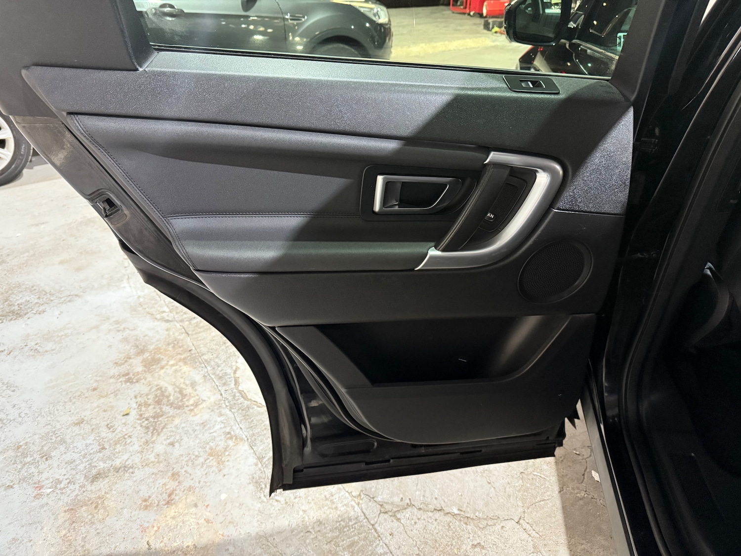 Used Land Rover Discovery Sport 2016 for sale - 76458708: Photo 15