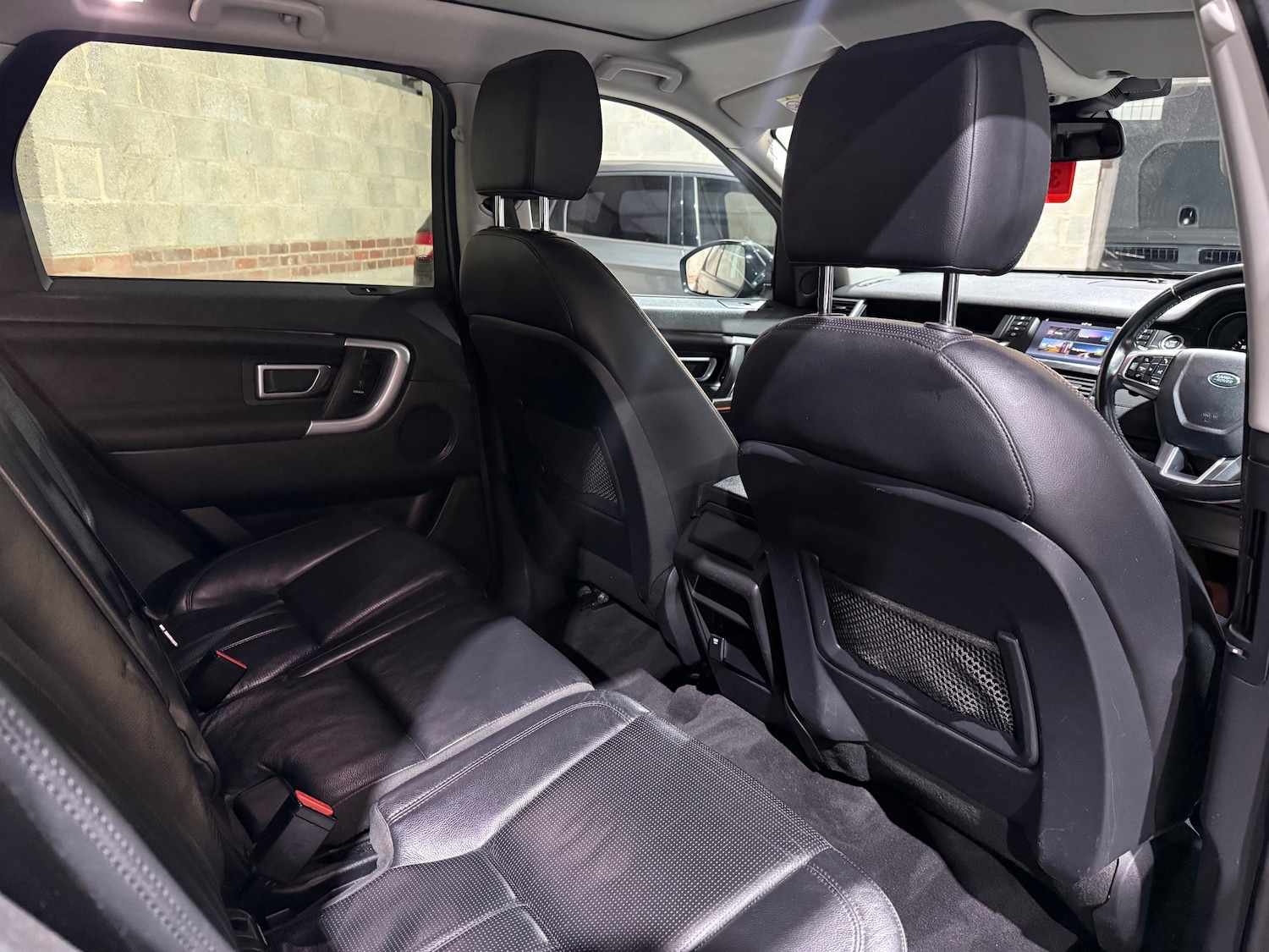 Used Land Rover Discovery Sport 2016 for sale - 76458708: Photo 21