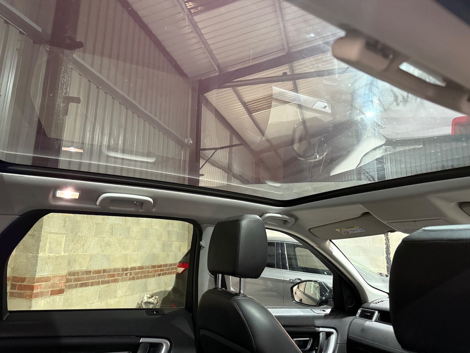 Used Land Rover Discovery Sport 2016 for sale - 76458708: Photo 23