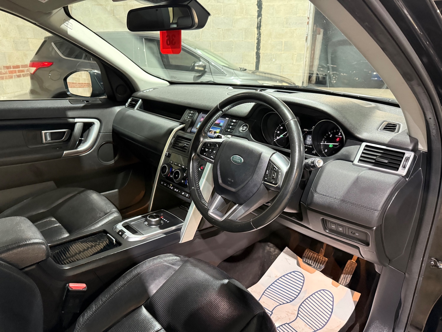 Used Land Rover Discovery Sport 2016 for sale - 76458708: Photo 30