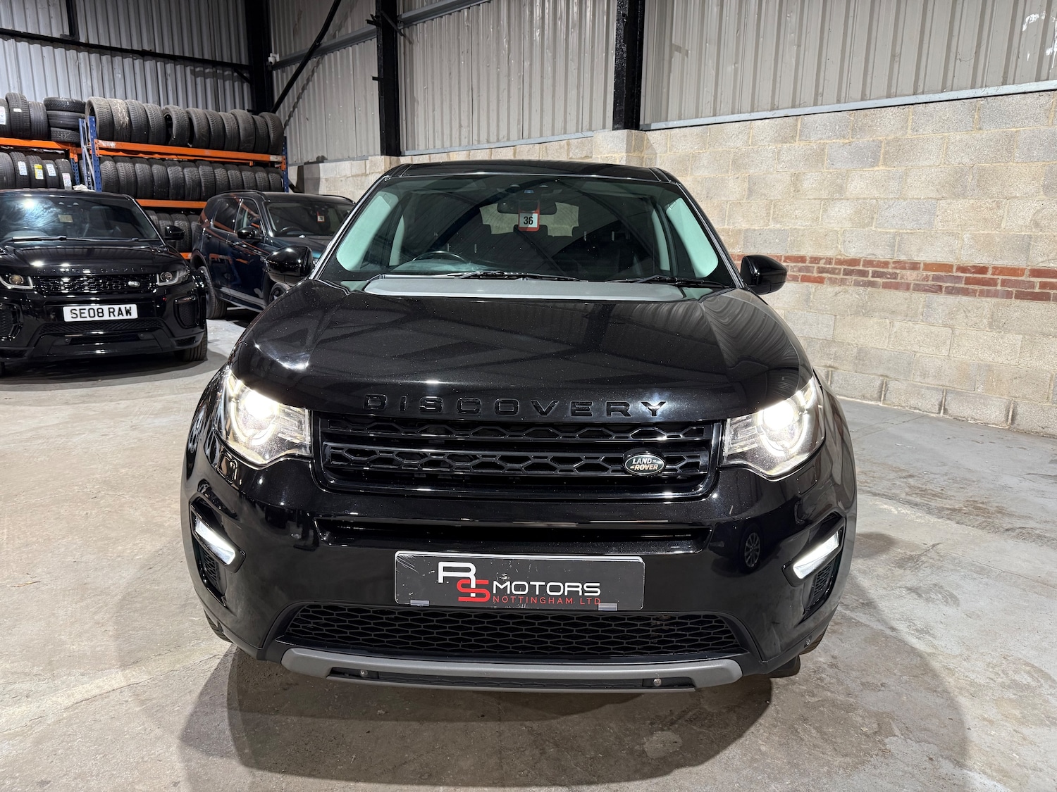 Used Land Rover Discovery Sport 2016 for sale - 76458708: Photo 6