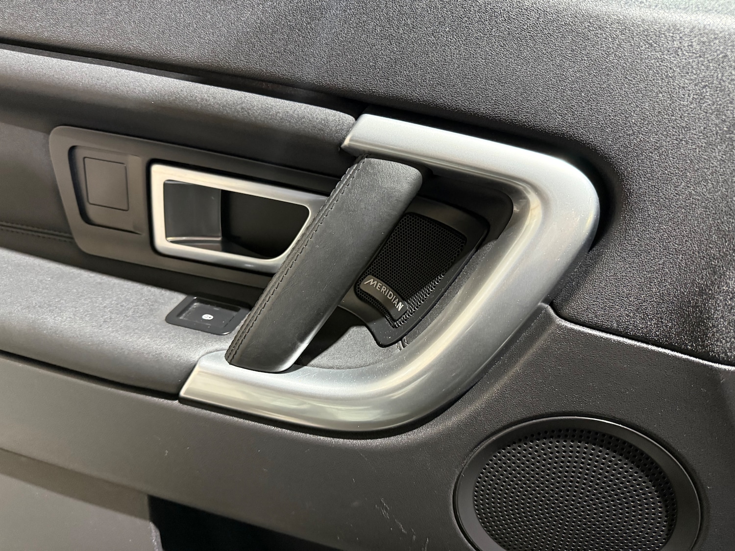 Used Land Rover Discovery Sport 2016 for sale - 76458708: Photo 8