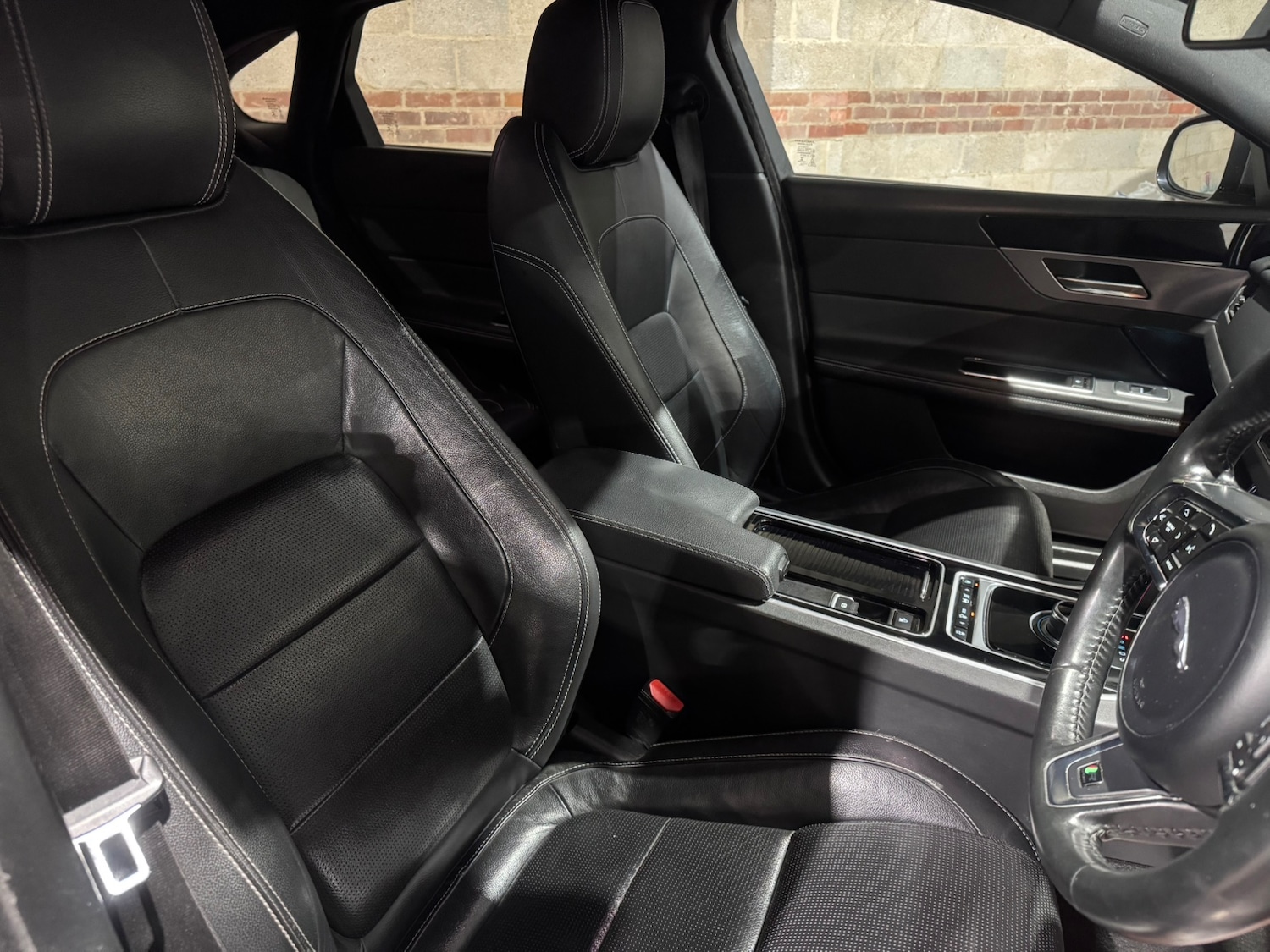 Used Jaguar XF 2016 for sale - 77555400: Photo 26