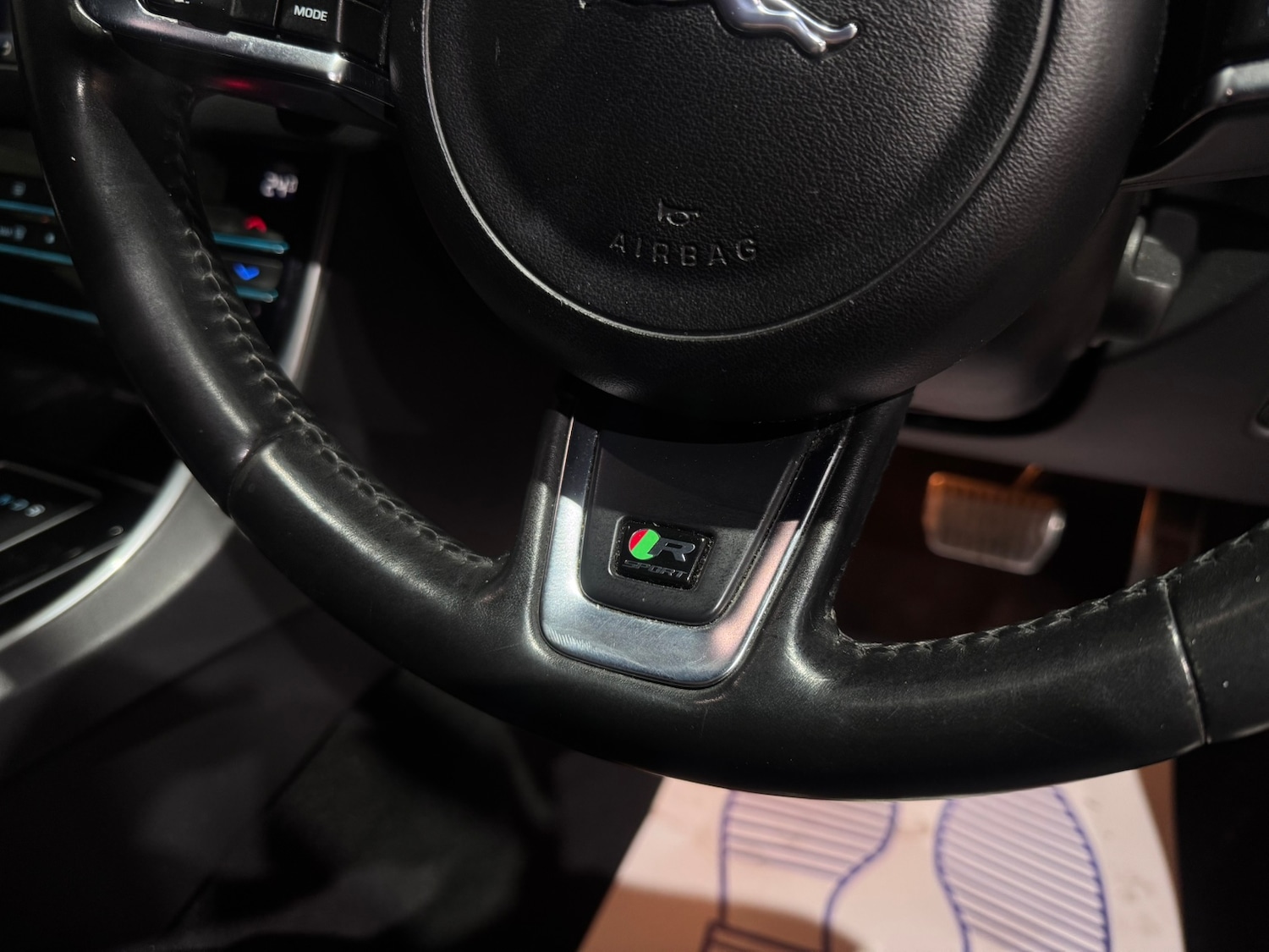 Used Jaguar XF 2016 for sale - 77555400: Photo 33