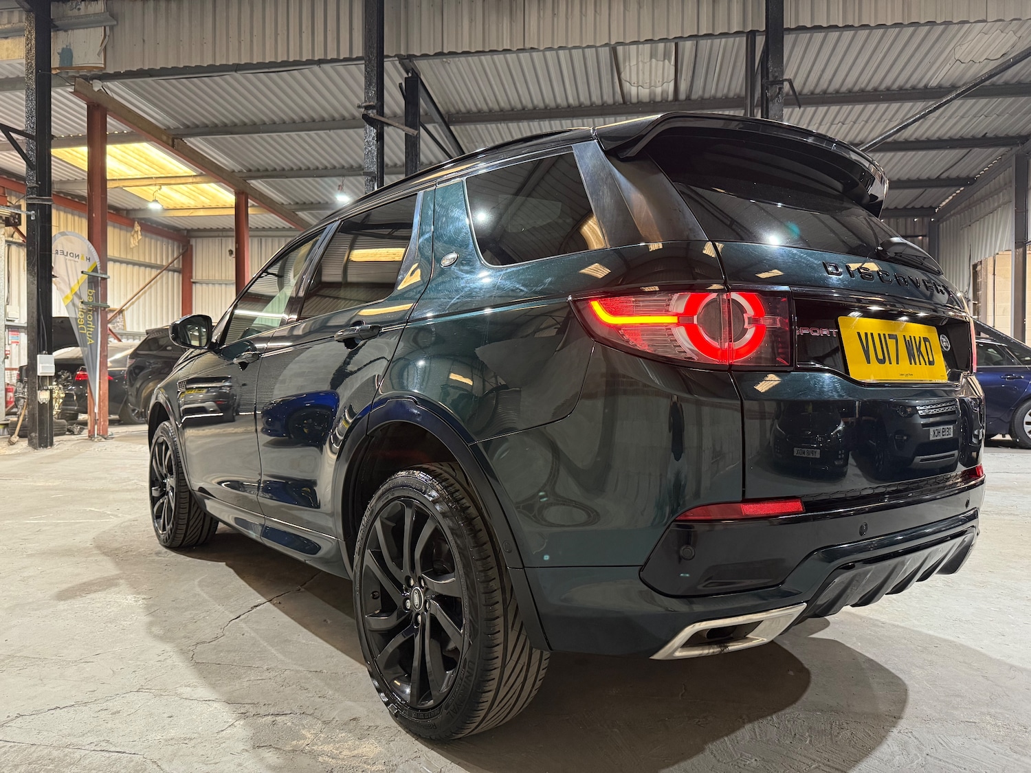 Used Land Rover Discovery Sport 2017 for sale - 77935520: Photo 11