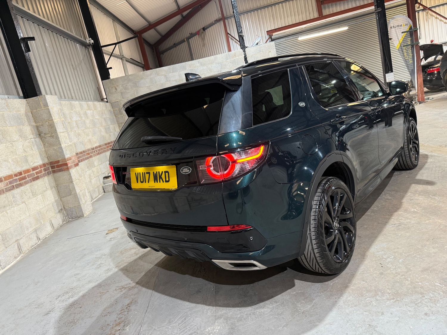 Used Land Rover Discovery Sport 2017 for sale - 77935520: Photo 13