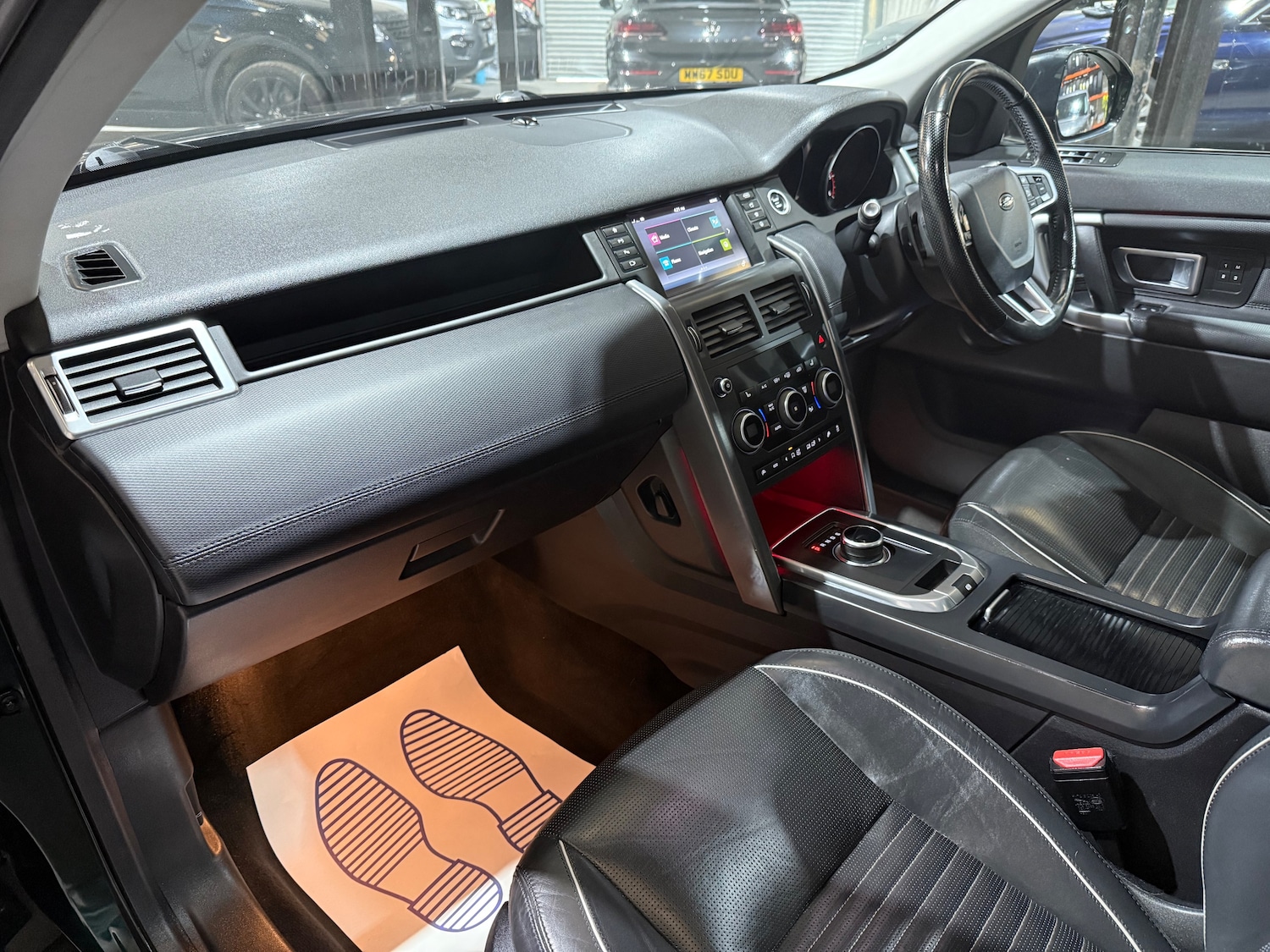 Used Land Rover Discovery Sport 2017 for sale - 77935520: Photo 18