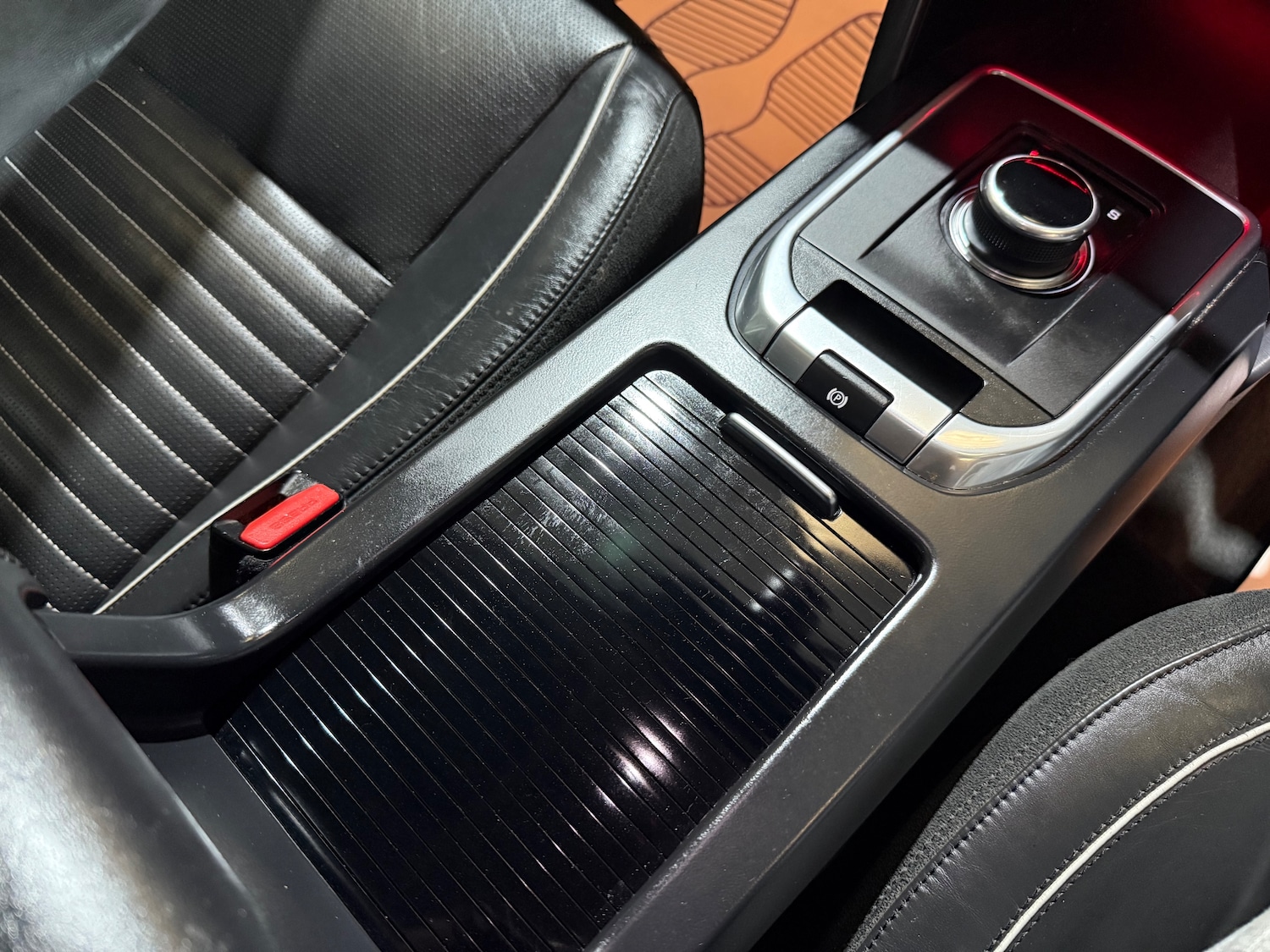 Used Land Rover Discovery Sport 2017 for sale - 77935520: Photo 49