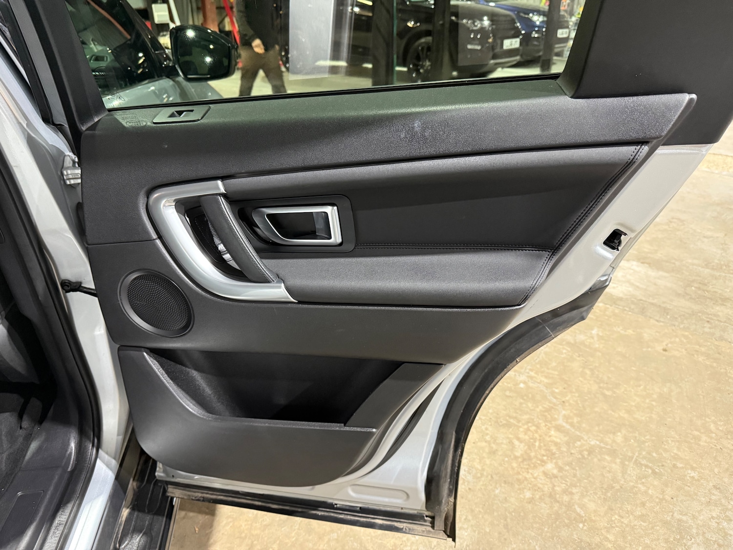 Used Land Rover Discovery Sport 2018 for sale - 76458711: Photo 19