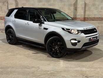 Used Land Rover Discovery Sport 2018 for sale - 76458711: Photo
