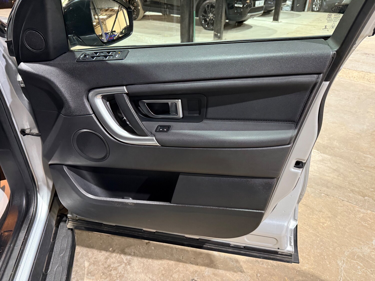 Used Land Rover Discovery Sport 2018 for sale - 76458711: Photo 23