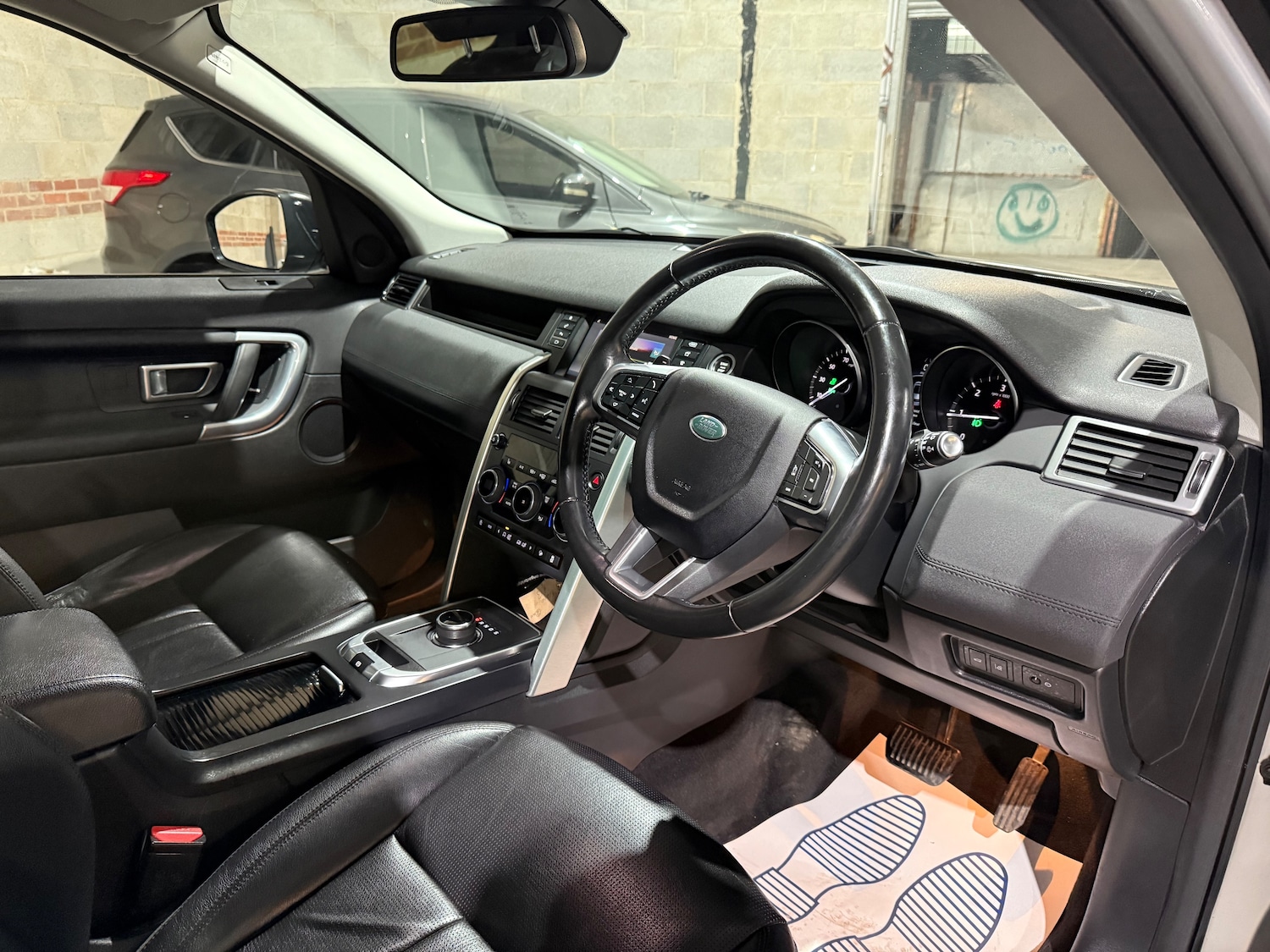 Used Land Rover Discovery Sport 2018 for sale - 76458711: Photo 26