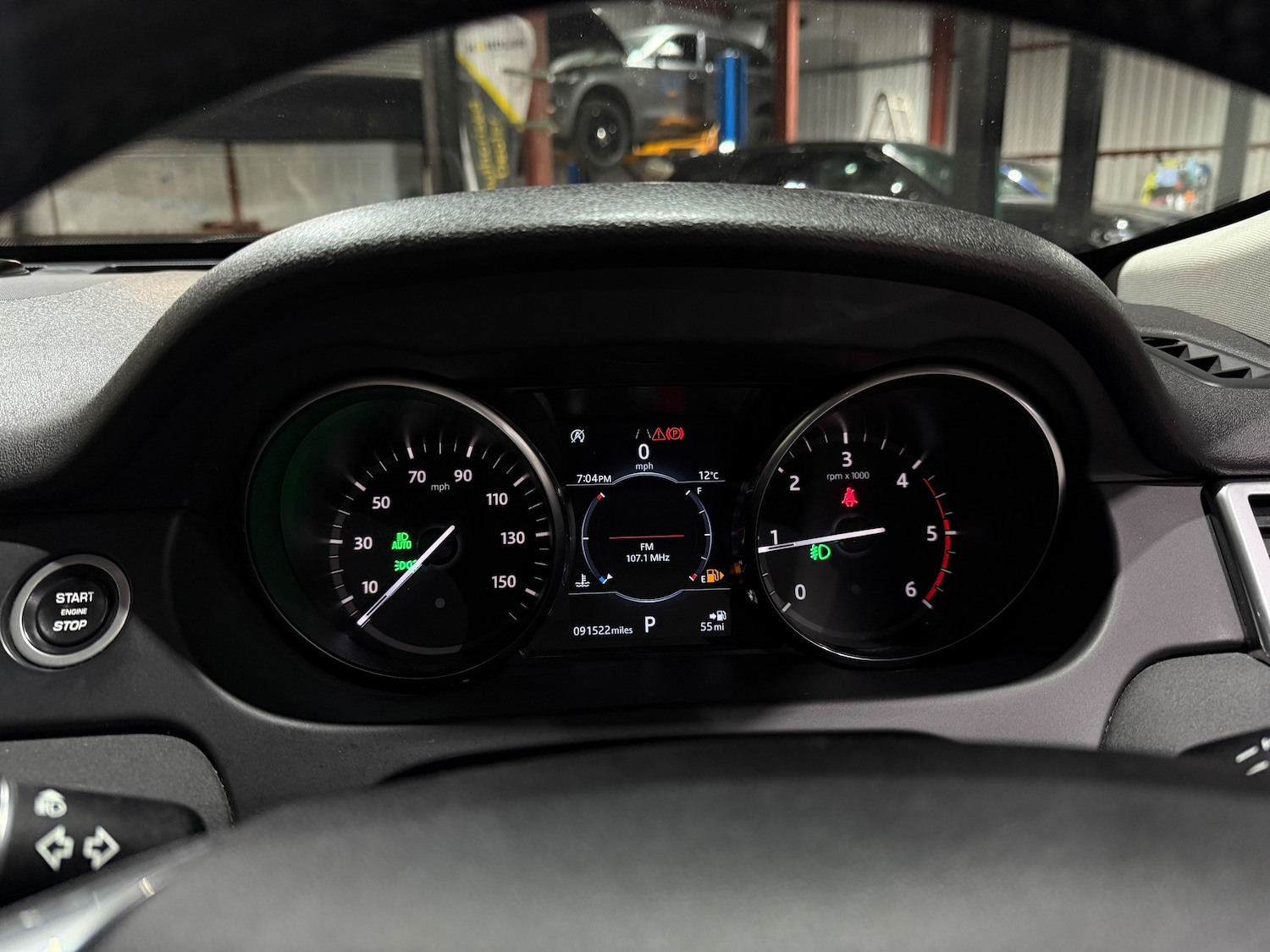 Used Land Rover Discovery Sport 2018 for sale - 76458711: Photo 33