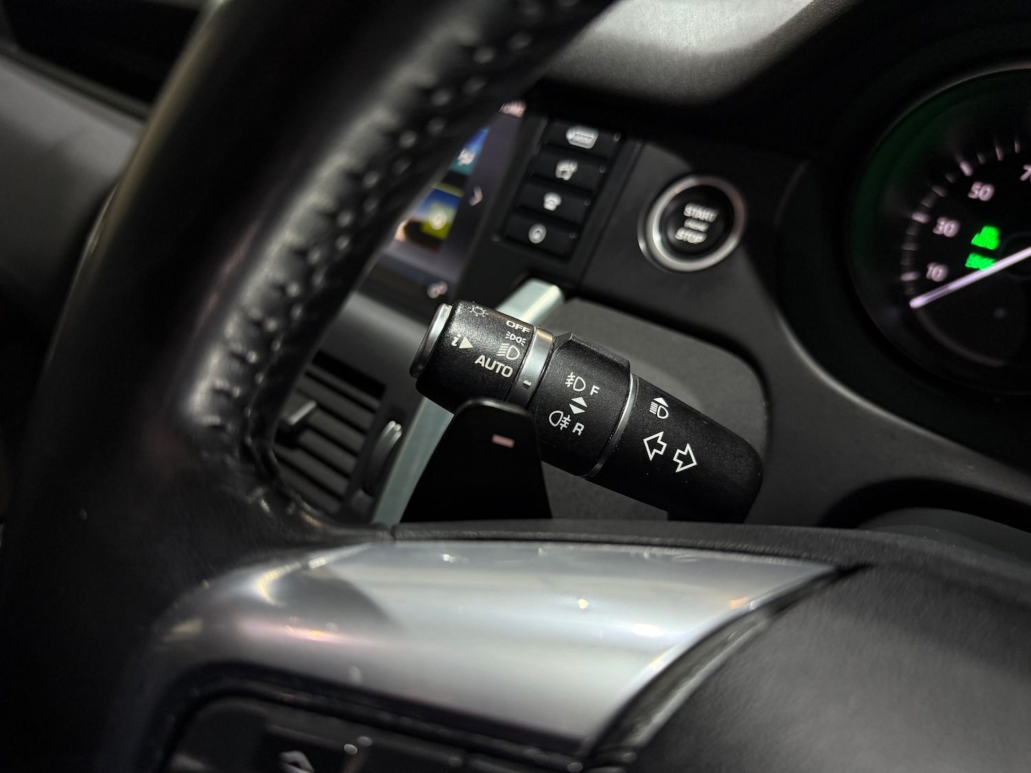 Used Land Rover Discovery Sport 2018 for sale - 76458711: Photo 35