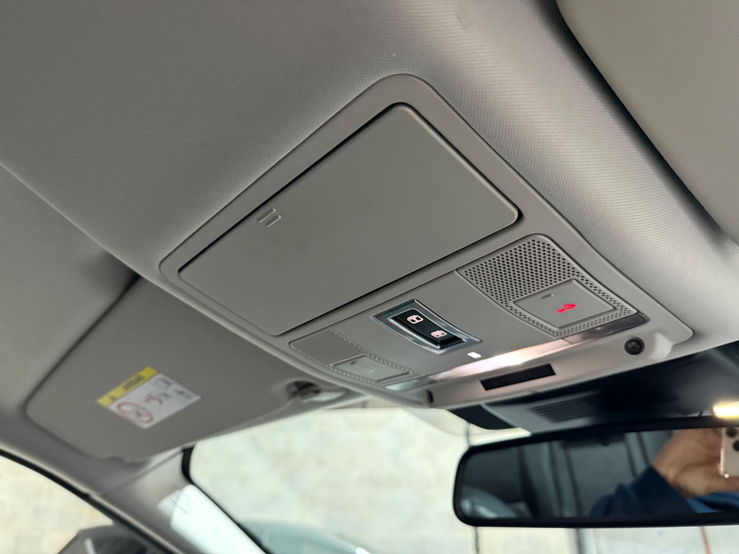 Used Land Rover Discovery Sport 2018 for sale - 76458711: Photo 44