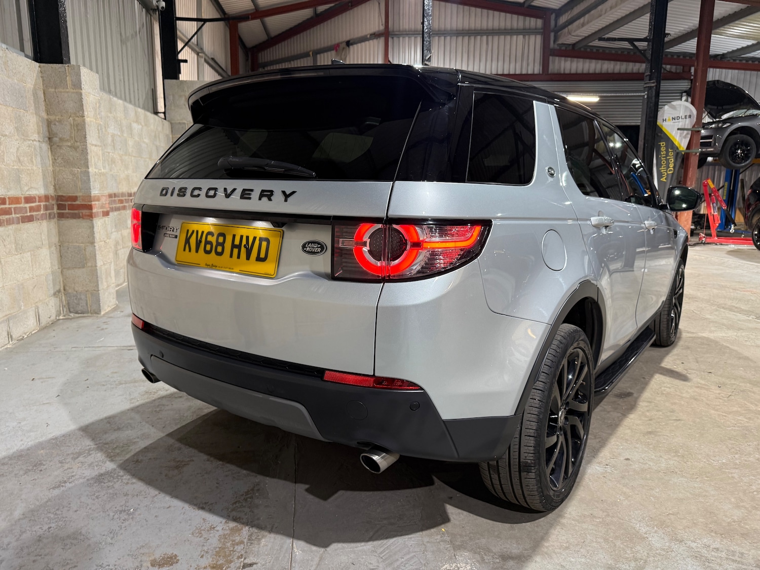 Used Land Rover Discovery Sport 2018 for sale - 76458711: Photo 46