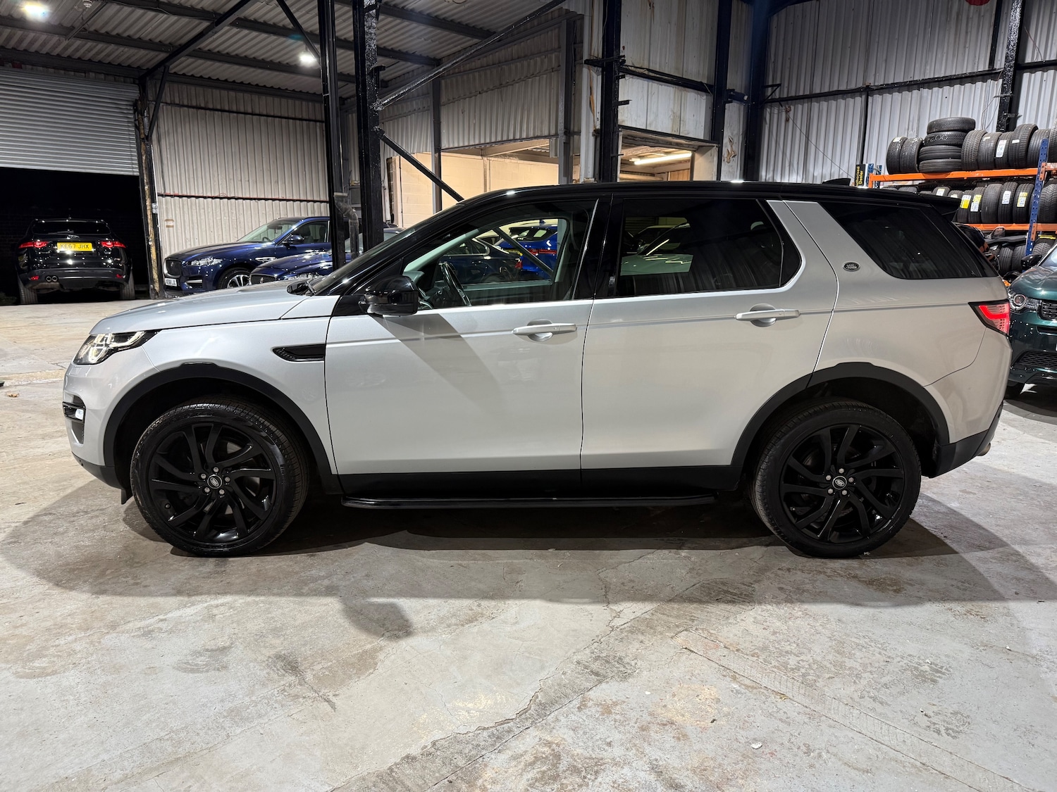 Used Land Rover Discovery Sport 2018 for sale - 76458711: Photo 5