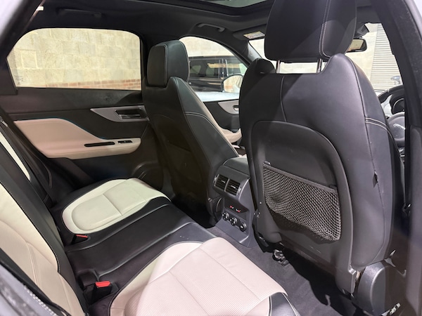 Used Jaguar F-Pace 2017 for sale - 76224971: Photo 22