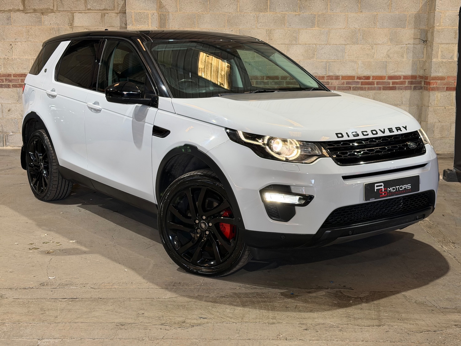 Used Land Rover Discovery Sport 2016 for sale - 78159168: Photo 1