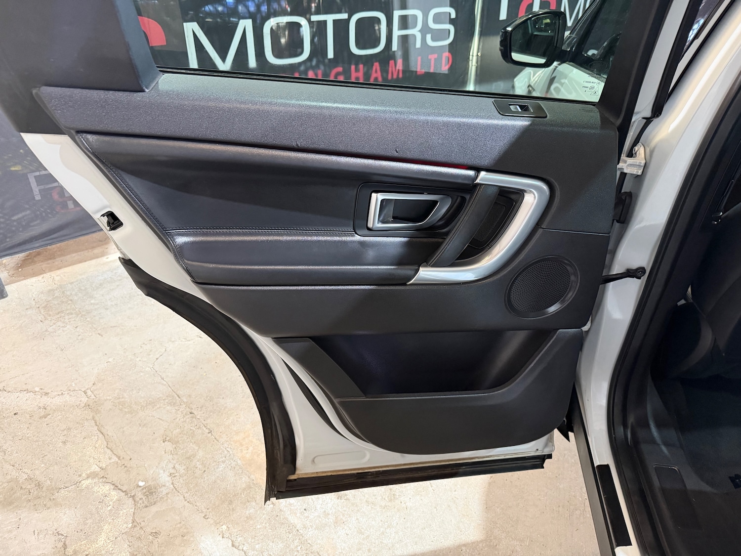 Used Land Rover Discovery Sport 2016 for sale - 78159168: Photo 13