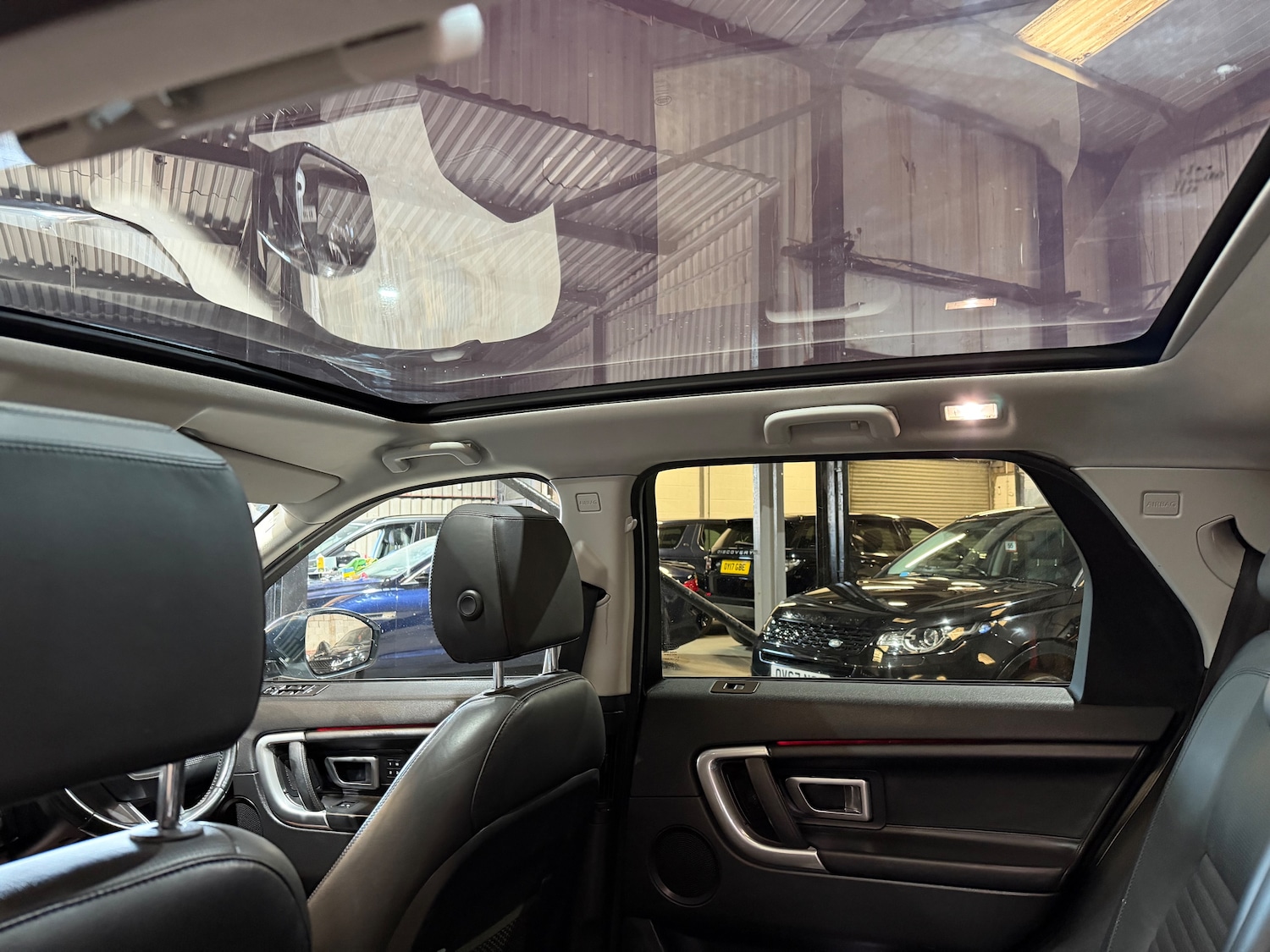 Used Land Rover Discovery Sport 2016 for sale - 78159168: Photo 16