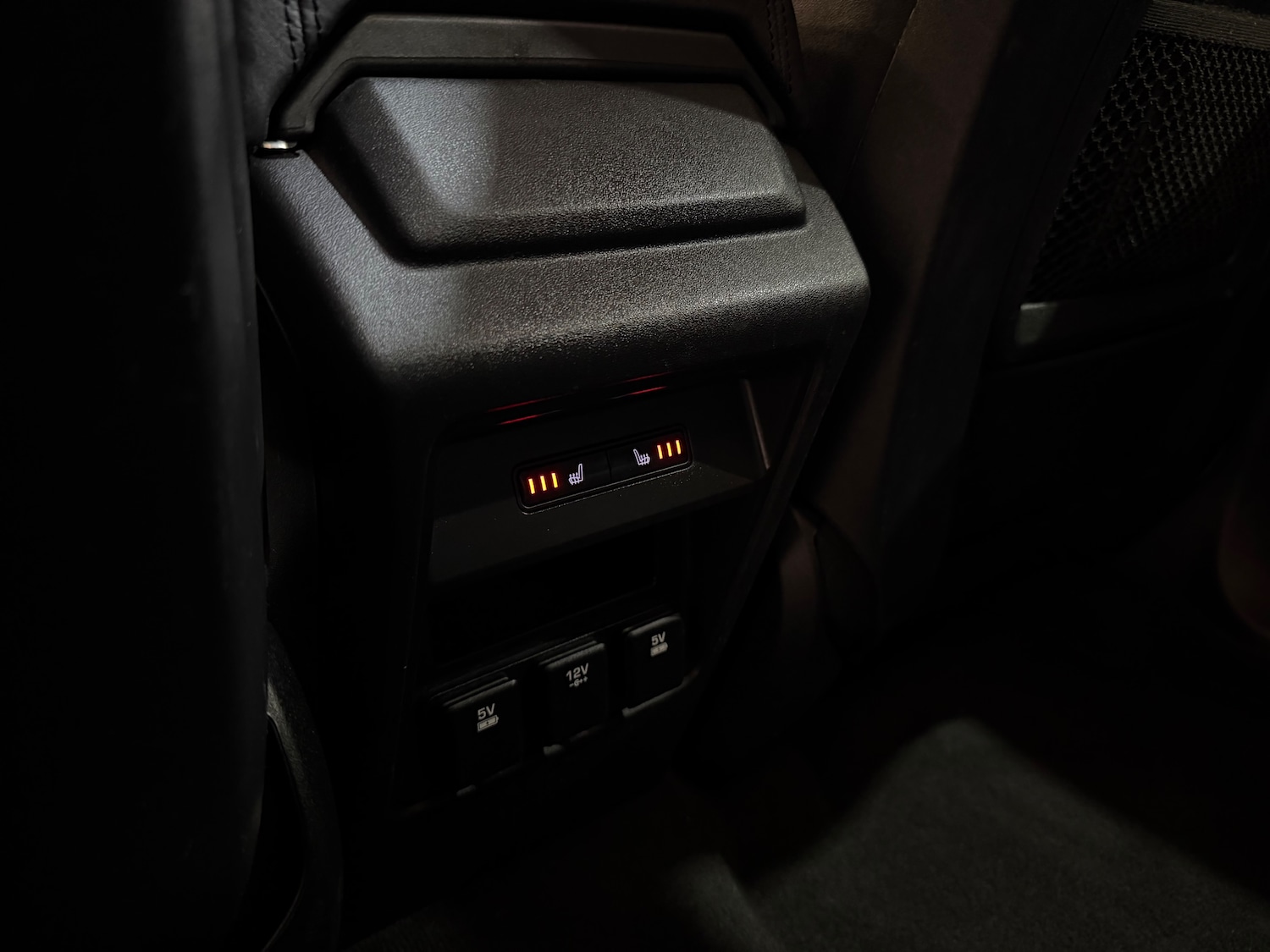 Used Land Rover Discovery Sport 2016 for sale - 78159168: Photo 17