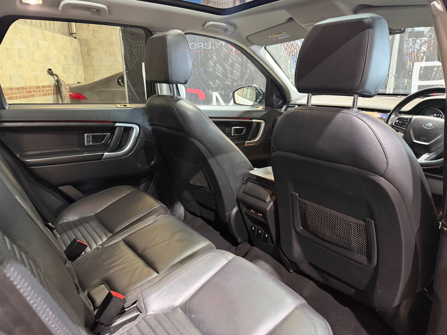 Used Land Rover Discovery Sport 2016 for sale - 78159168: Photo 24