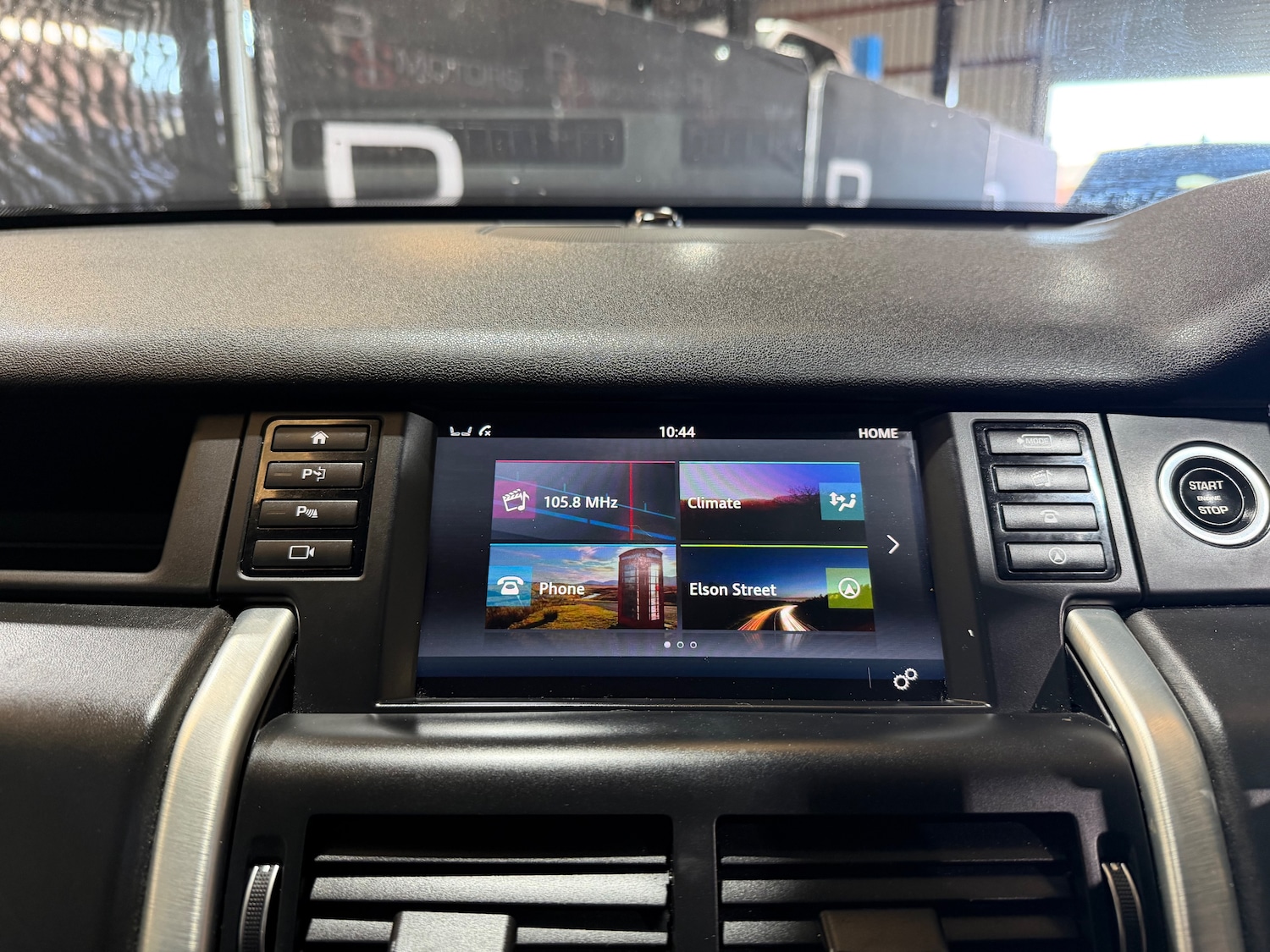 Used Land Rover Discovery Sport 2016 for sale - 78159168: Photo 40