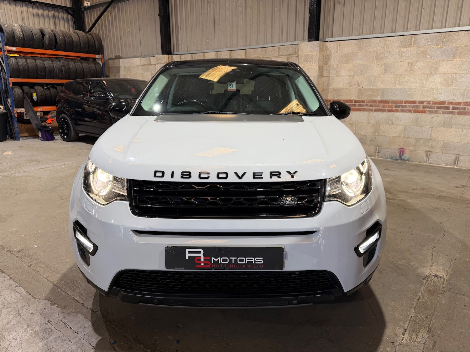 Used Land Rover Discovery Sport 2016 for sale - 78159168: Photo 6