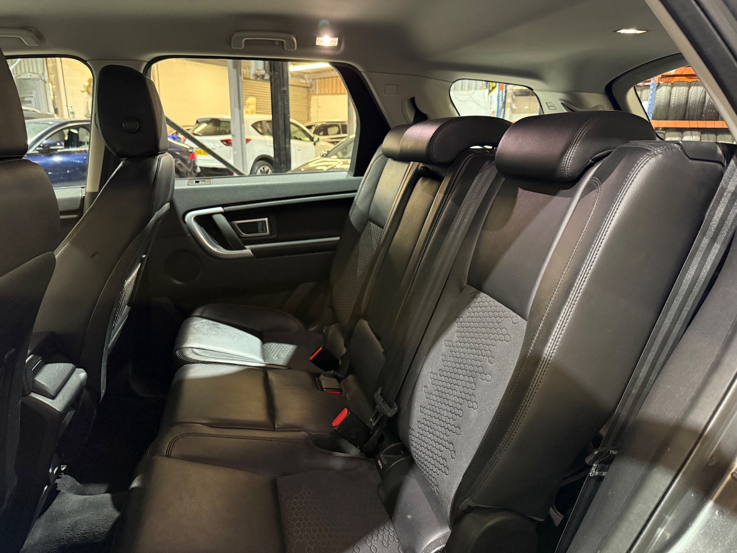 Used Land Rover Discovery Sport 2016 for sale - 76143625: Photo 23