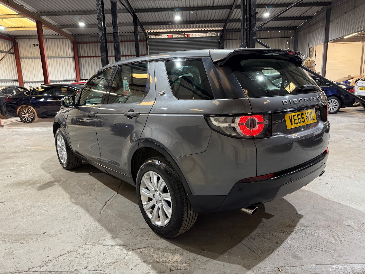 Used Land Rover Discovery Sport 2016 for sale - 76143625: Photo 6