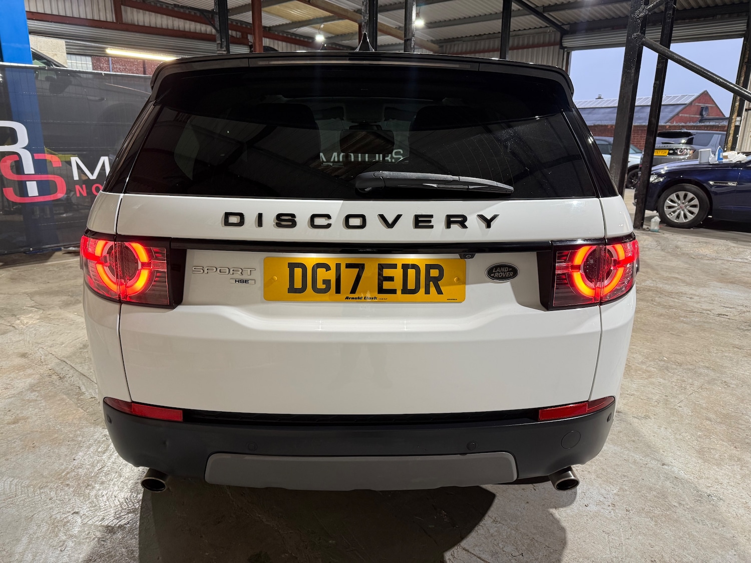 Used Land Rover Discovery Sport 2017 for sale - 77313000: Photo 4