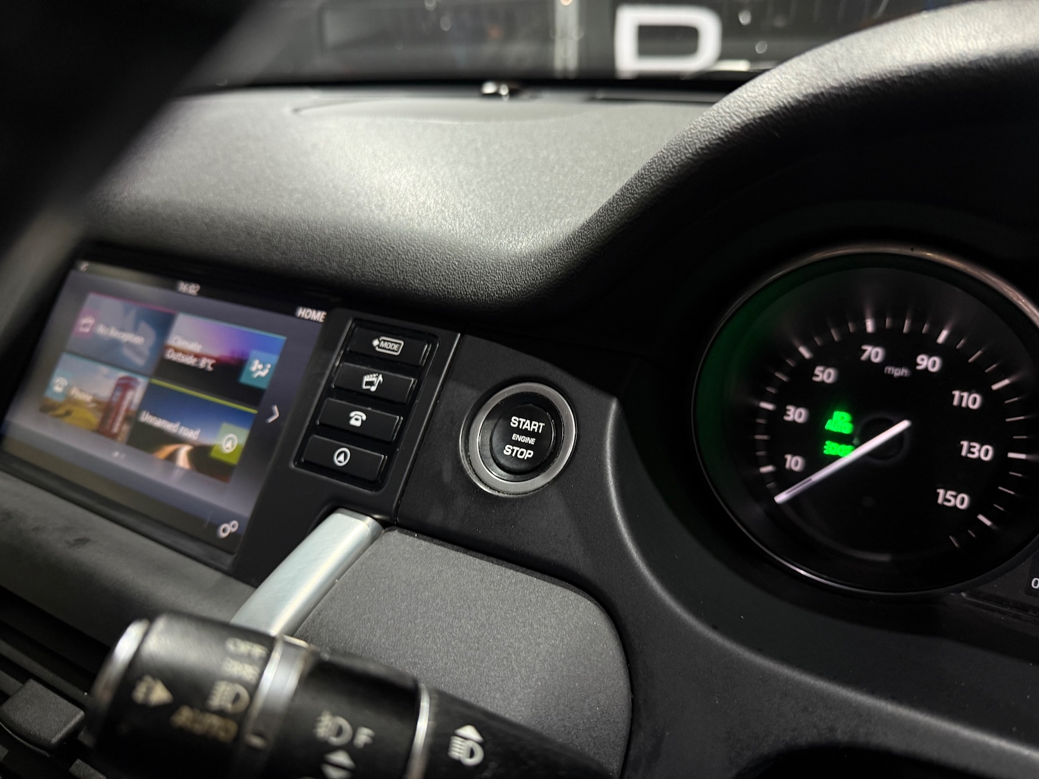 Used Land Rover Discovery Sport 2017 for sale - 77313000: Photo 41