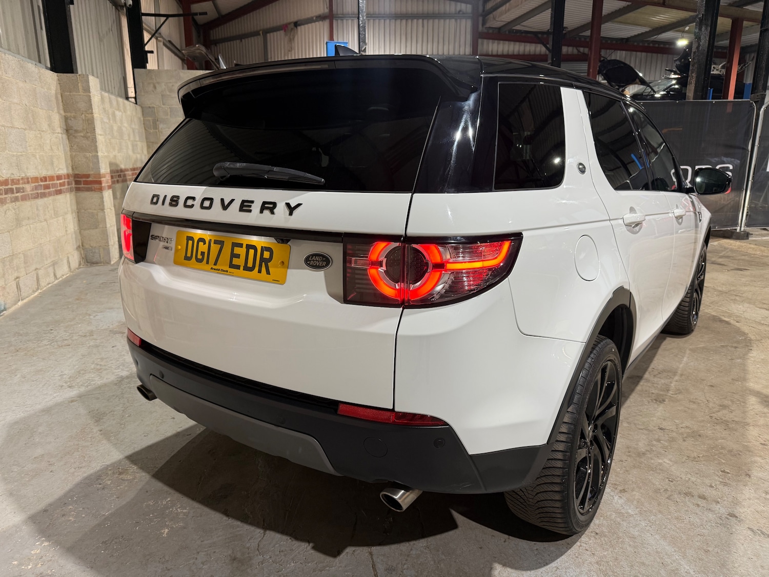 Used Land Rover Discovery Sport 2017 for sale - 77313000: Photo 51