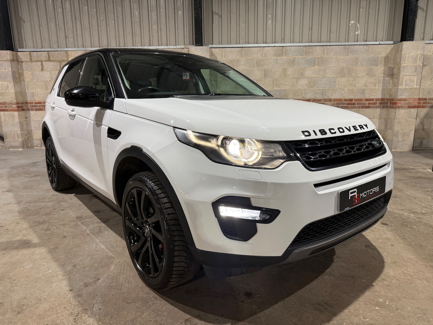 Used Land Rover Discovery Sport 2017 for sale - 77313000: Photo 55