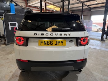 Used Land Rover Discovery Sport 2016 for sale - 78385510: Photo